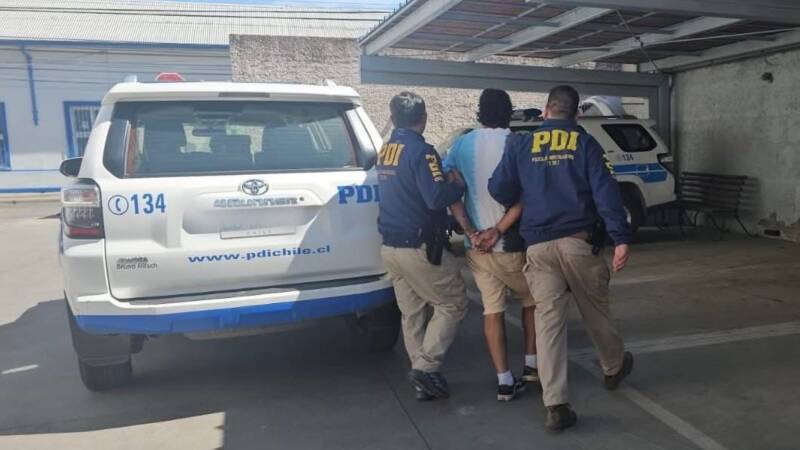 LINARES: PDI DETUVO A PRÓFUGO CONDENADO EN 2025 A 5 AÑOS DE CÁRCEL POR VIOLACIÓN
