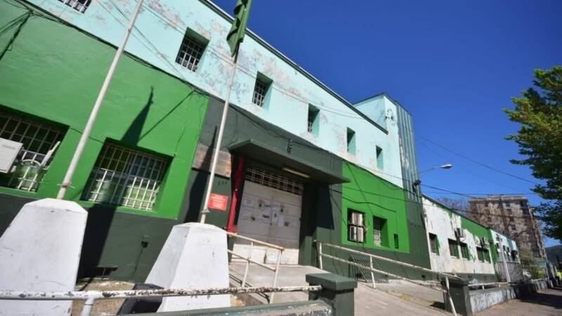 TALCA: VIOLENTA RIÑA EN CÁRCEL DEJA UN INTERNO FALLECIDO Y OTRO CON LESIONES GRAVES
