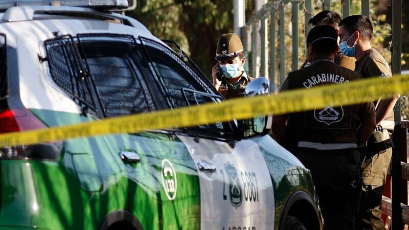 TALCAHUANO: CARABINERO RESULTA BALEADO TRAS ENFRENTARSE CON SUJETOS CUANDO REGRESABA A SU CASA