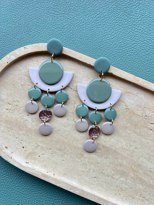 Statement oorbellen AZTEEKA creme & salie