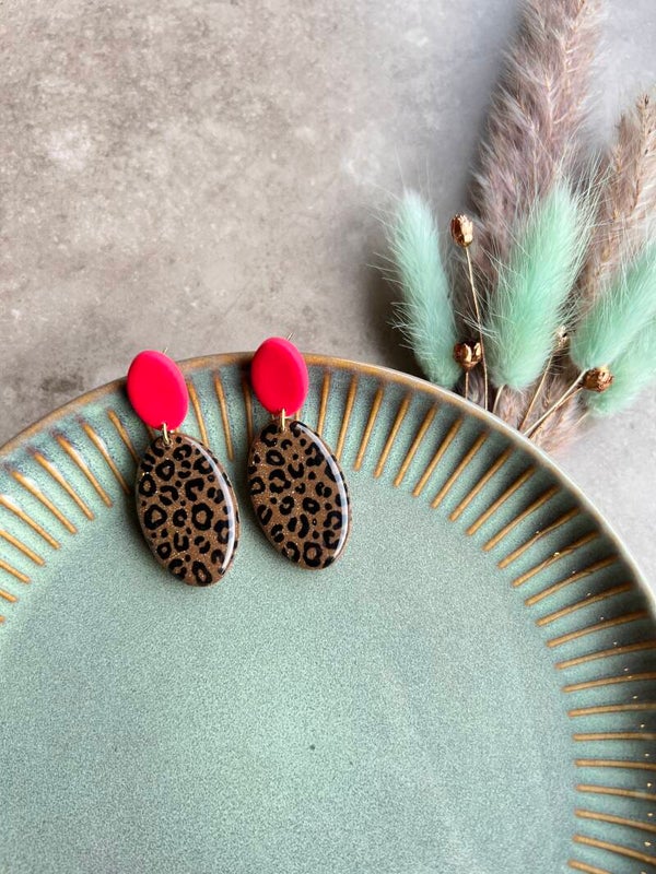 Statement oorbellen SAVAGE PINK 1