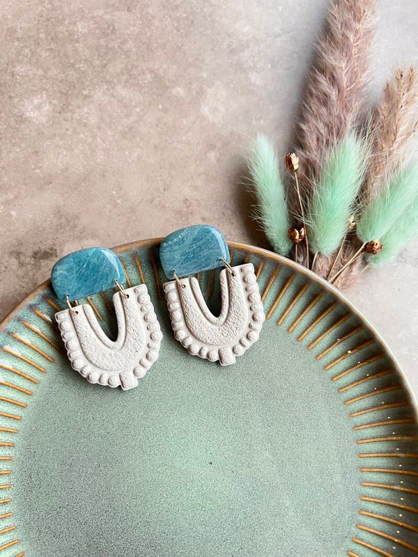 Azure || blauwe marmer oorbellen