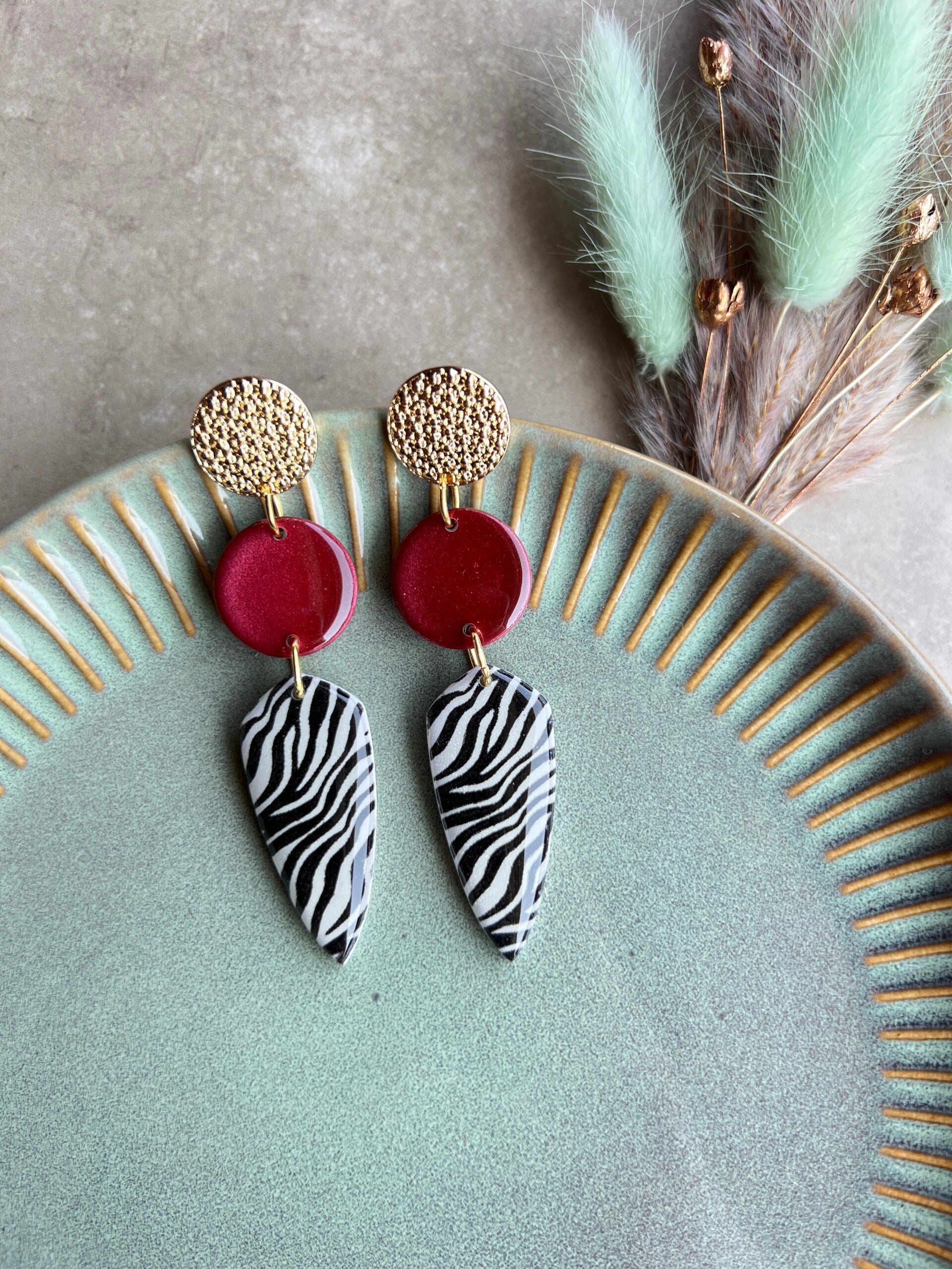 Statement oorbellen dagger ZEBRA COUTURE