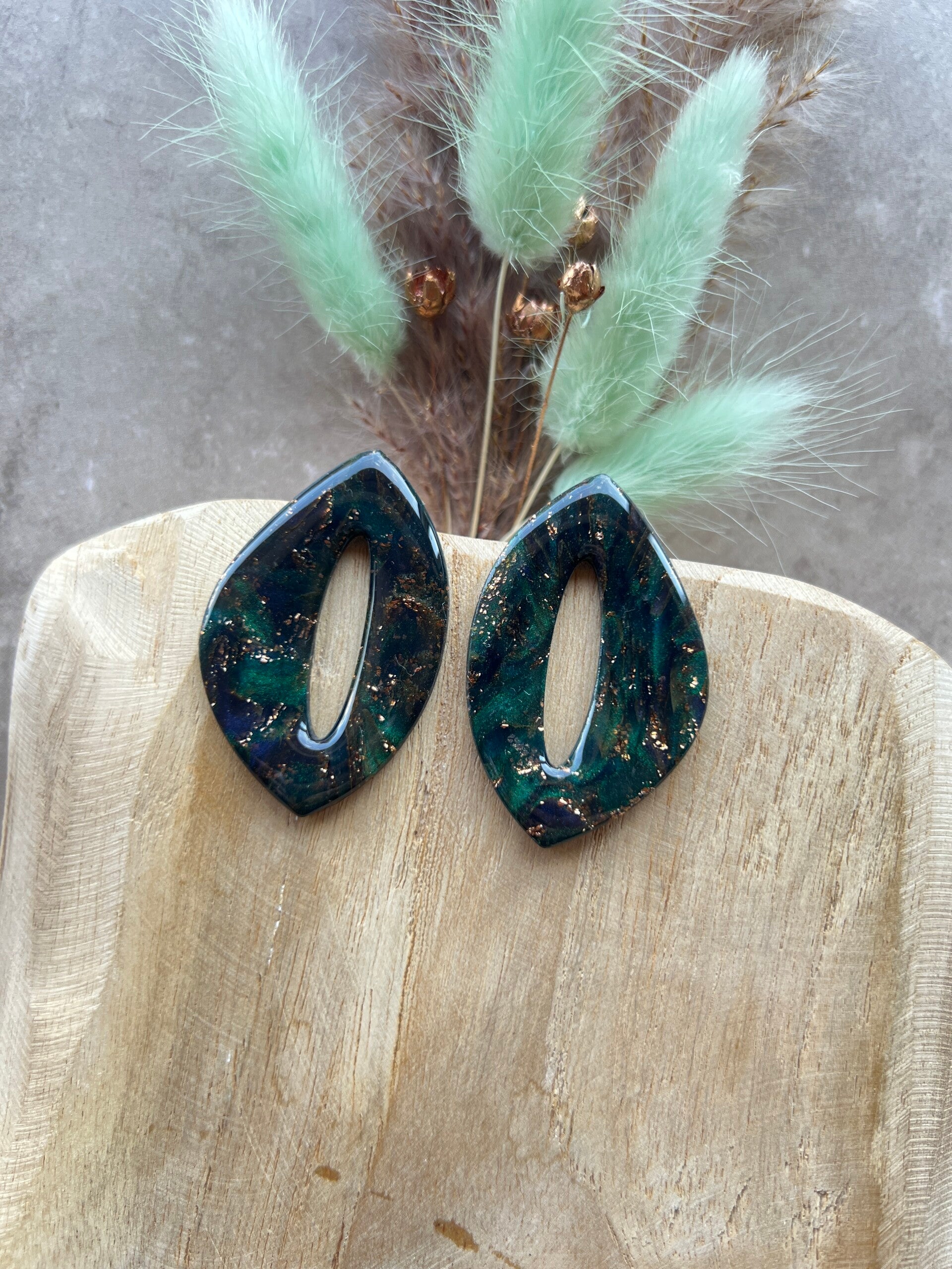 Maxi studs PEACOCK CHIQUE