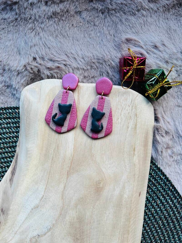 Cozy christmas rosé katten oorbellen