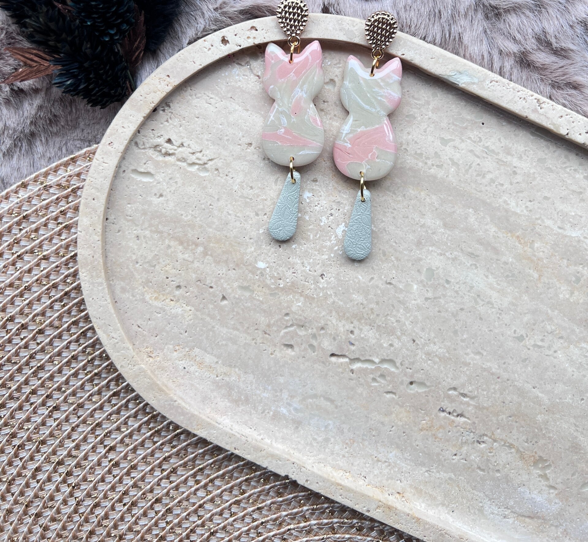 Katten oorbellen blooming marble