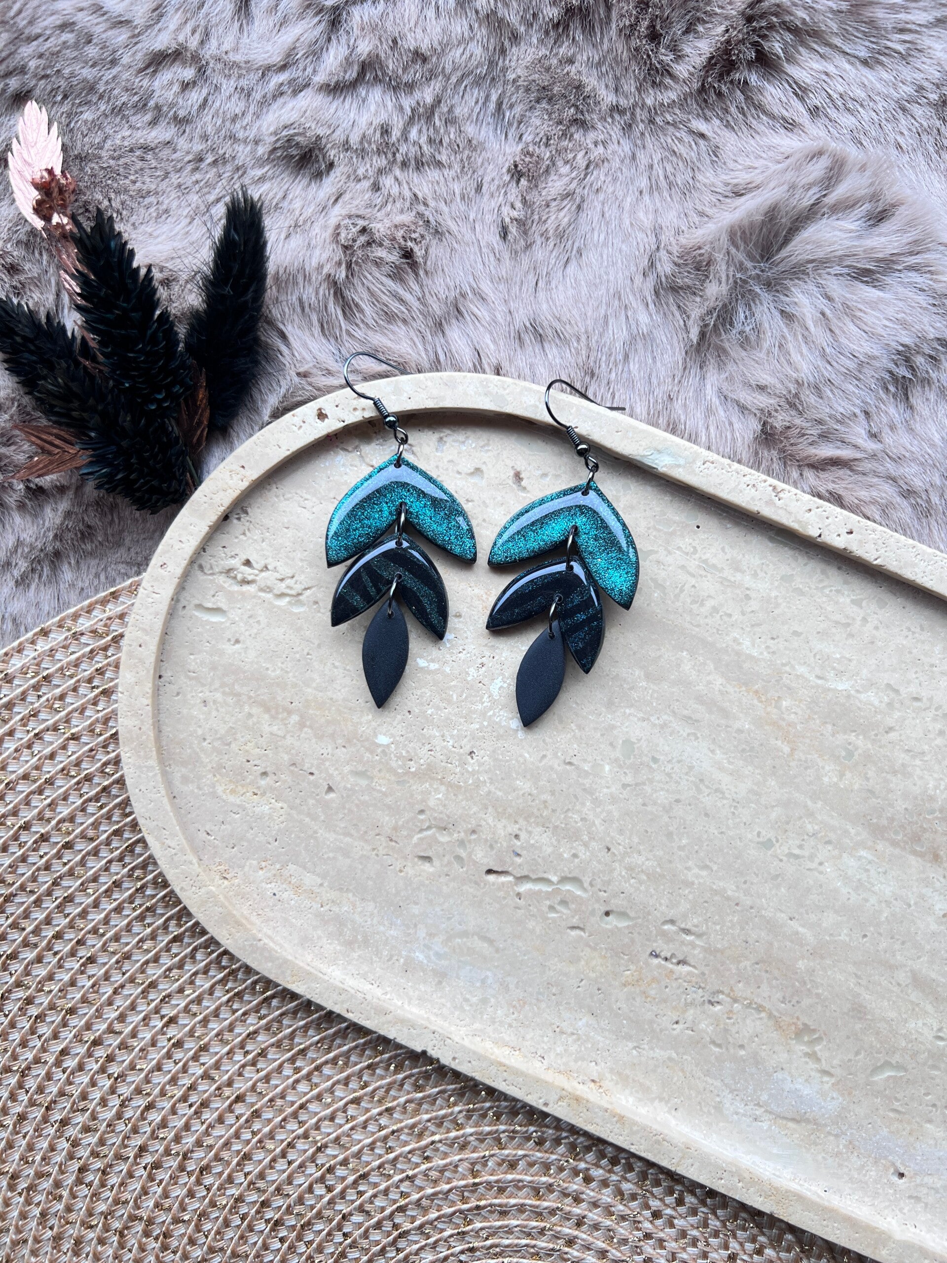 Oorbel OLIVIA black & blue