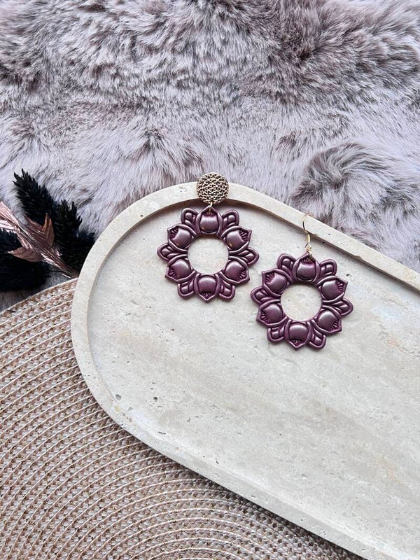 Mandala katten oorbellen merlot ||