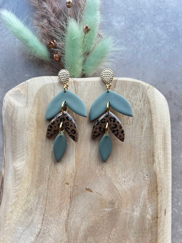Statement oorbellen WILD REBEL sage