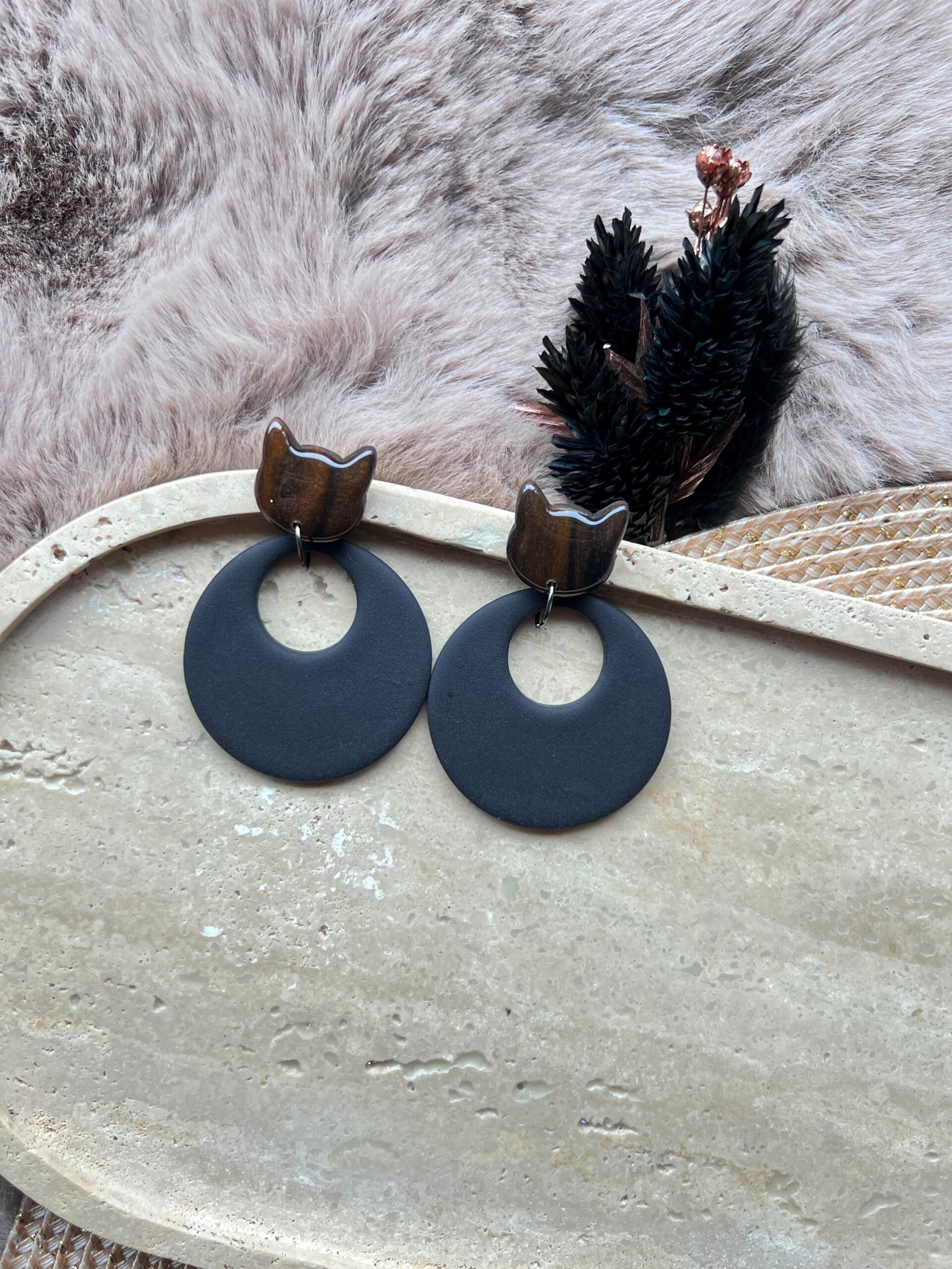 Katten oorbellen DONNA caramel swirl