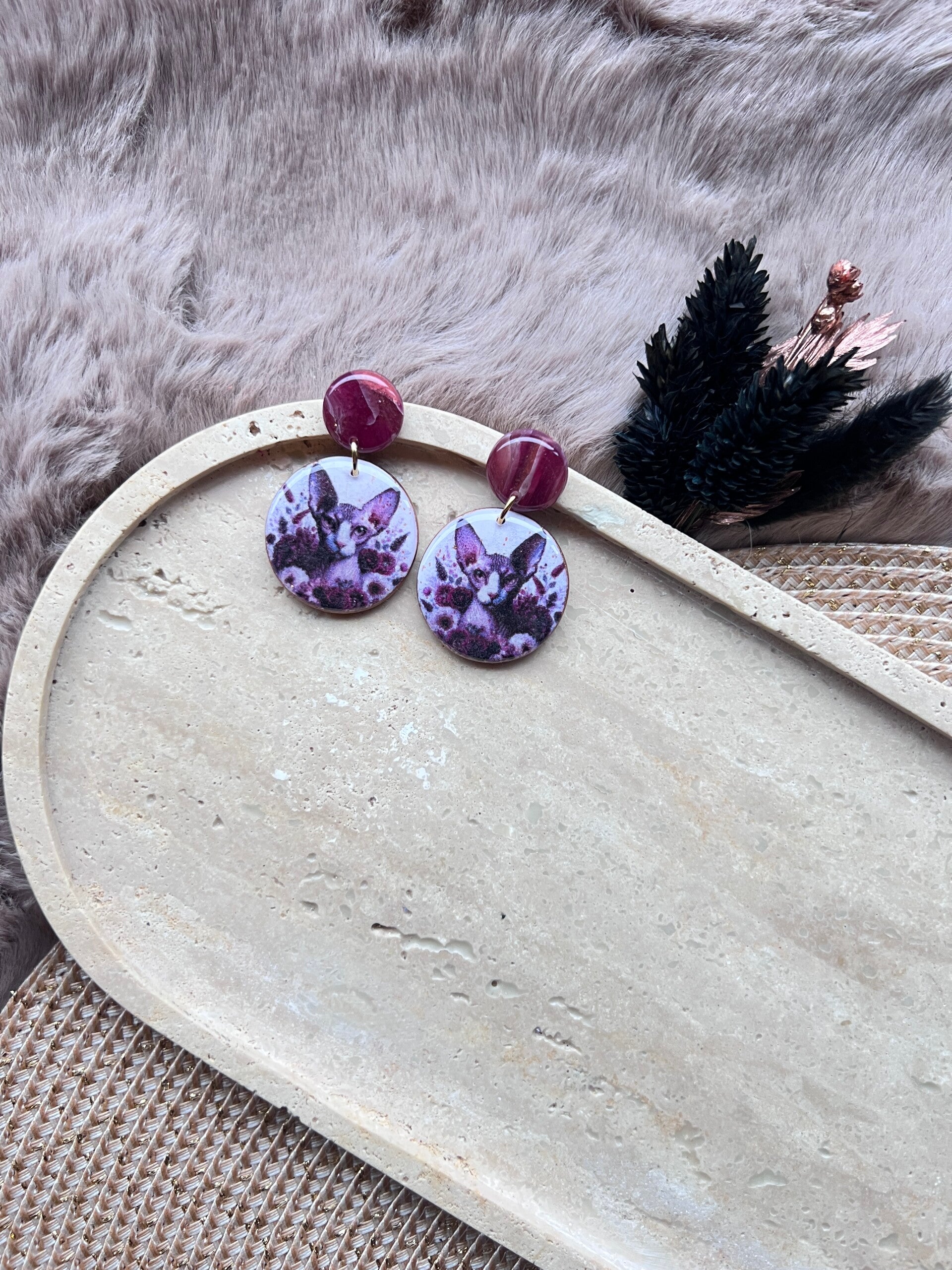 Sphynx katten oorbellen raspberry |||