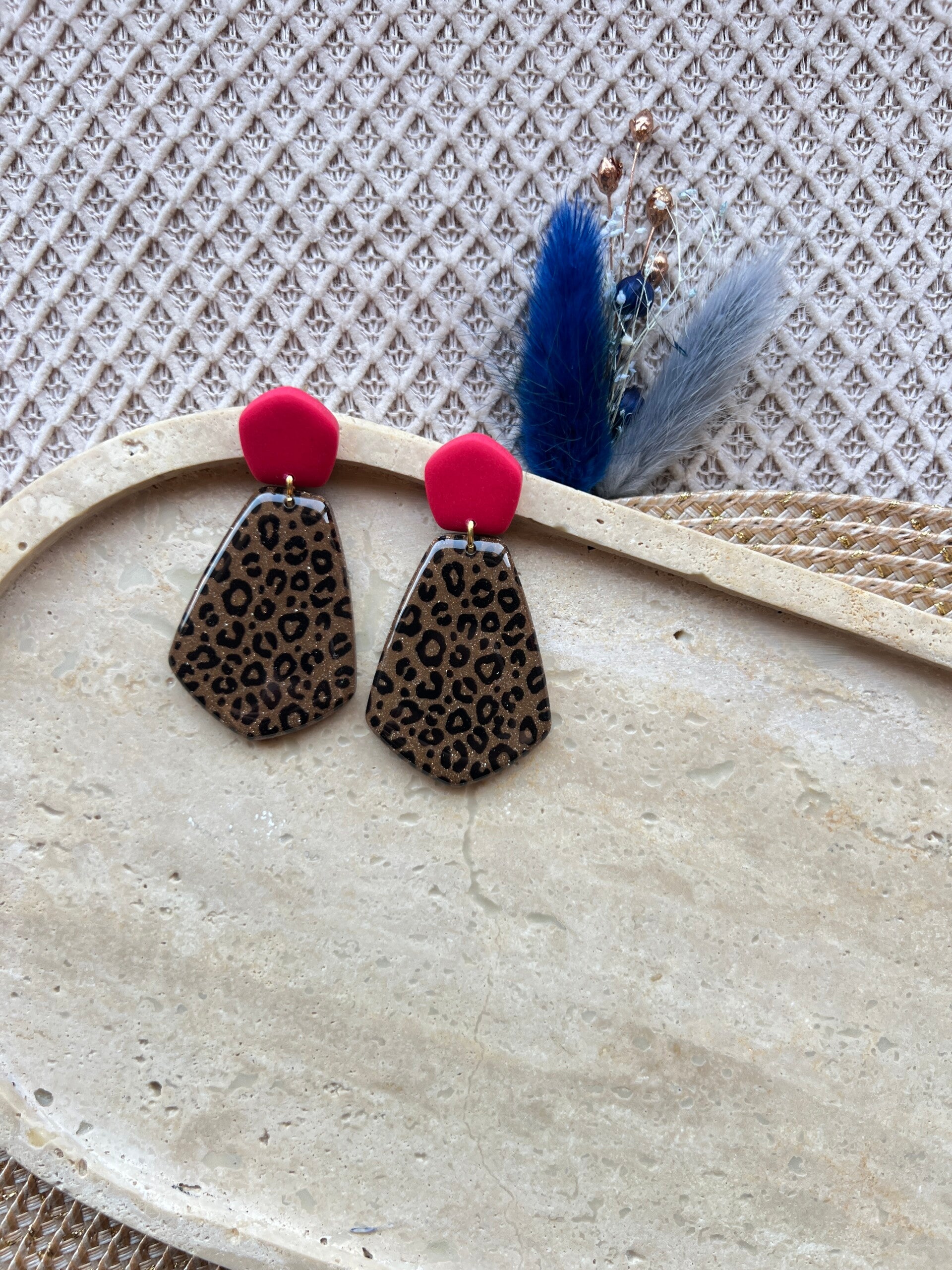 Statement oorbellen SAVAGE PINK 4