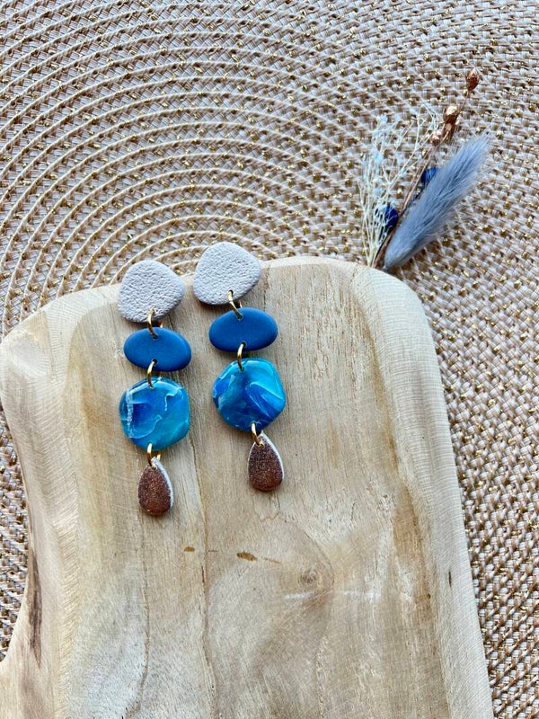 Azure | blauwe marmer oorbellen
