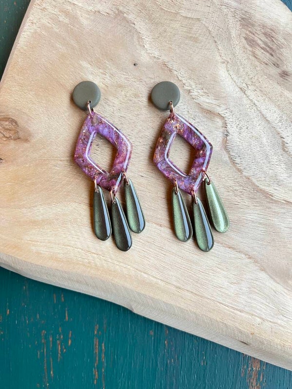 Oorbel ANAÏS paars & mosgroen