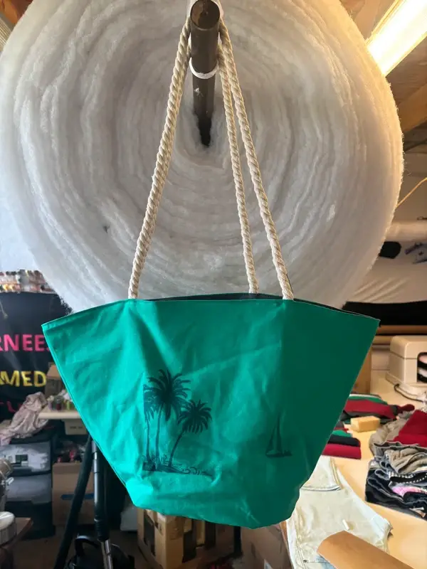 sac de plage logo en sublimation avec poche a l'intérieur