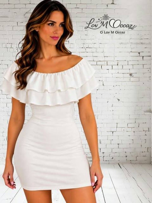 🤍 Robe « Nuage Festif » – Boohoo – Taille réelle 36 (étiquette XL)