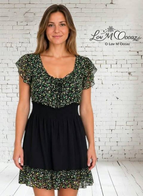 🌸 Robe courte noire fleurie – Style bohème