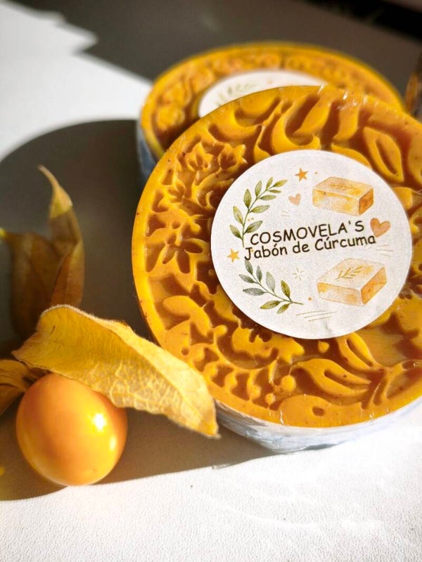 Cosmovela´s "Jabon de Curcuma con Lufa"