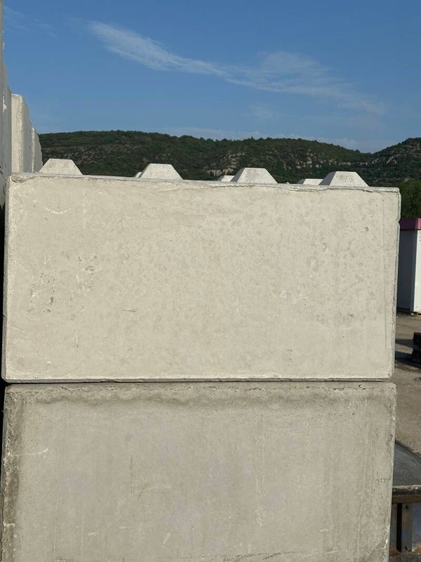 Bloc béton type lego 120x60x60cm