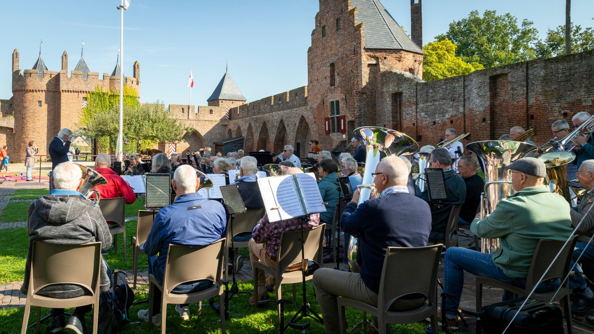 orkest-bos_kasteel-doornenburg-36-van-106-standard.jpg