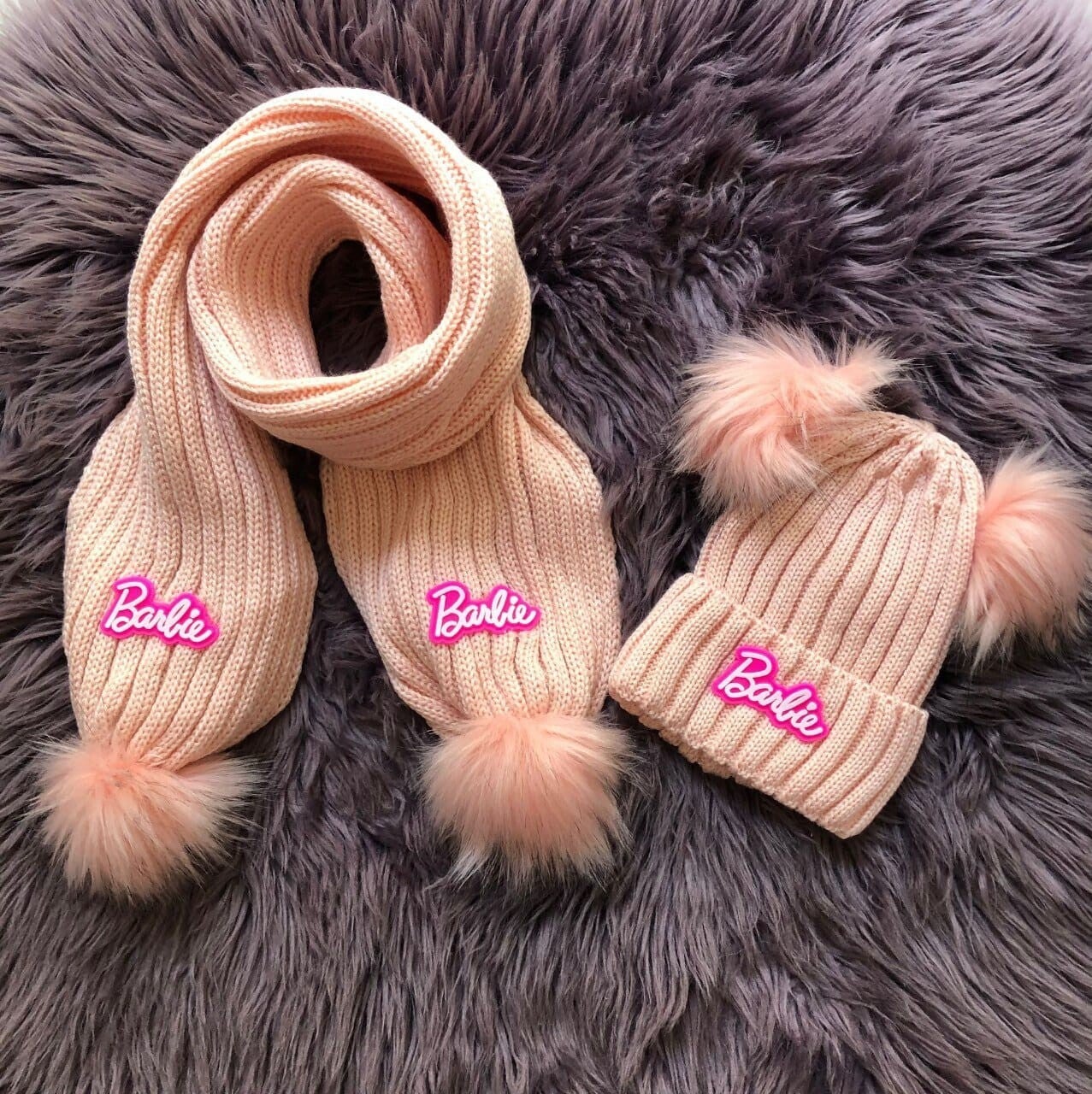 Barbie Sjaal en muts - Licht Roze