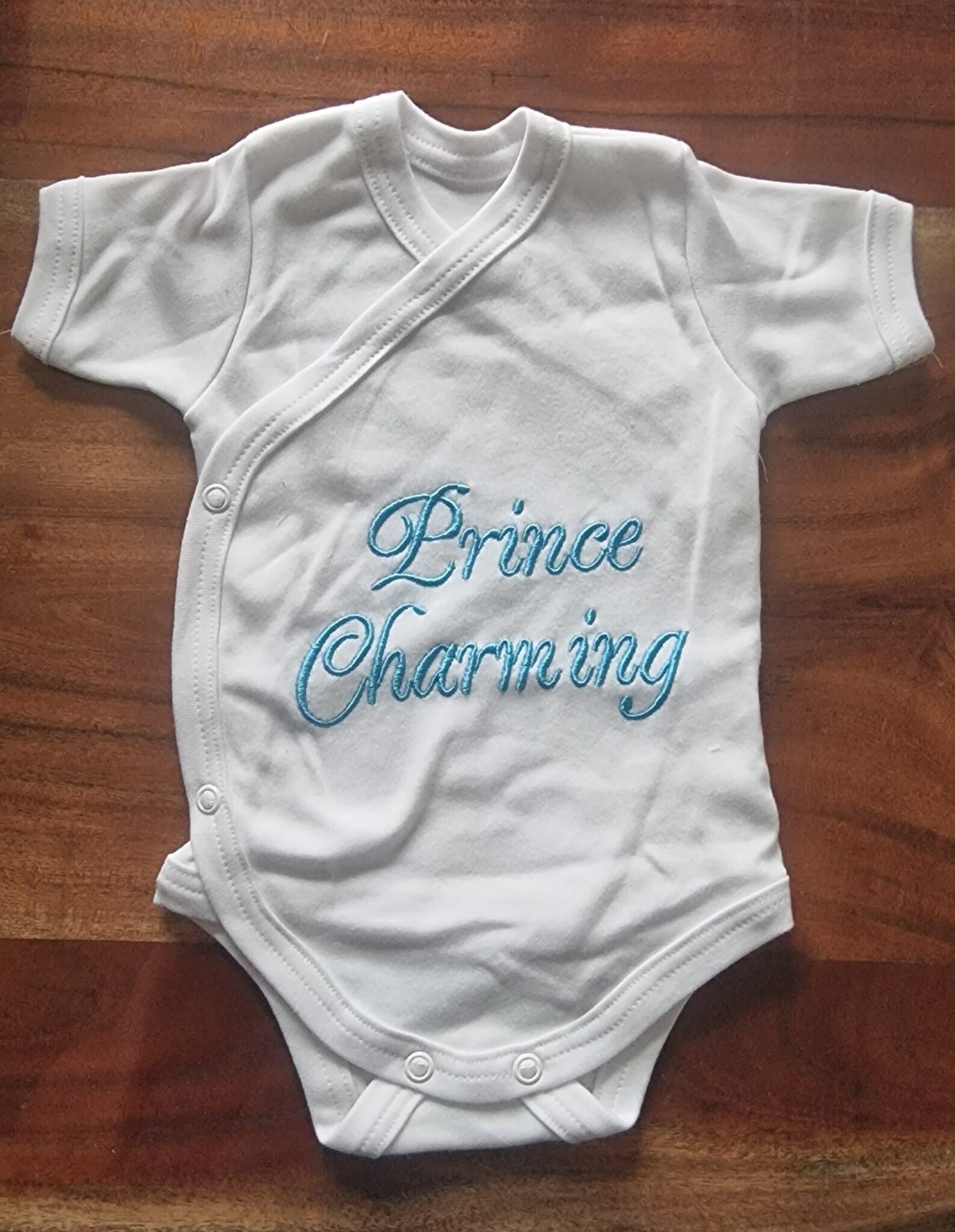 Rompertje - Prince Charming - Wit/licht Blauw