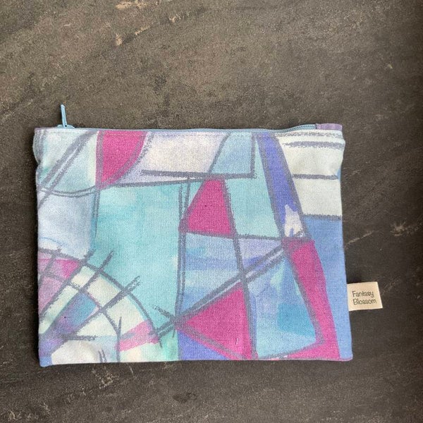 Abstract Pouch