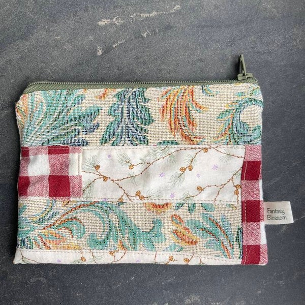 Chic Patch Pouch