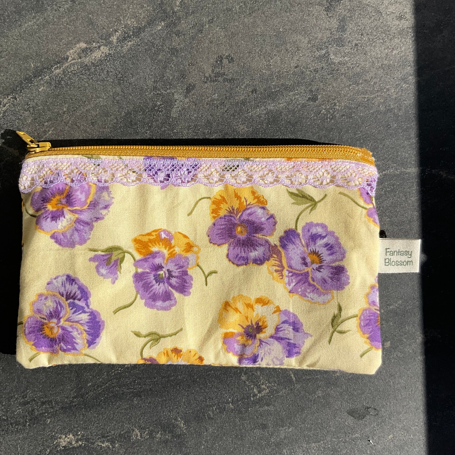 Viola Power Pouch