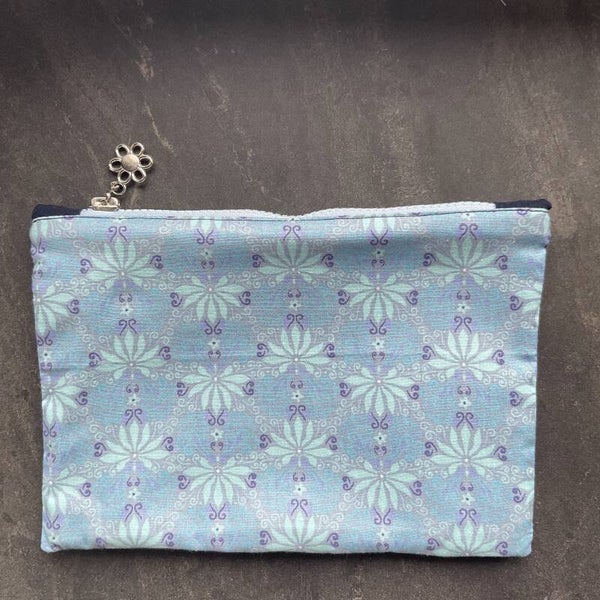 Blue flower Pouch