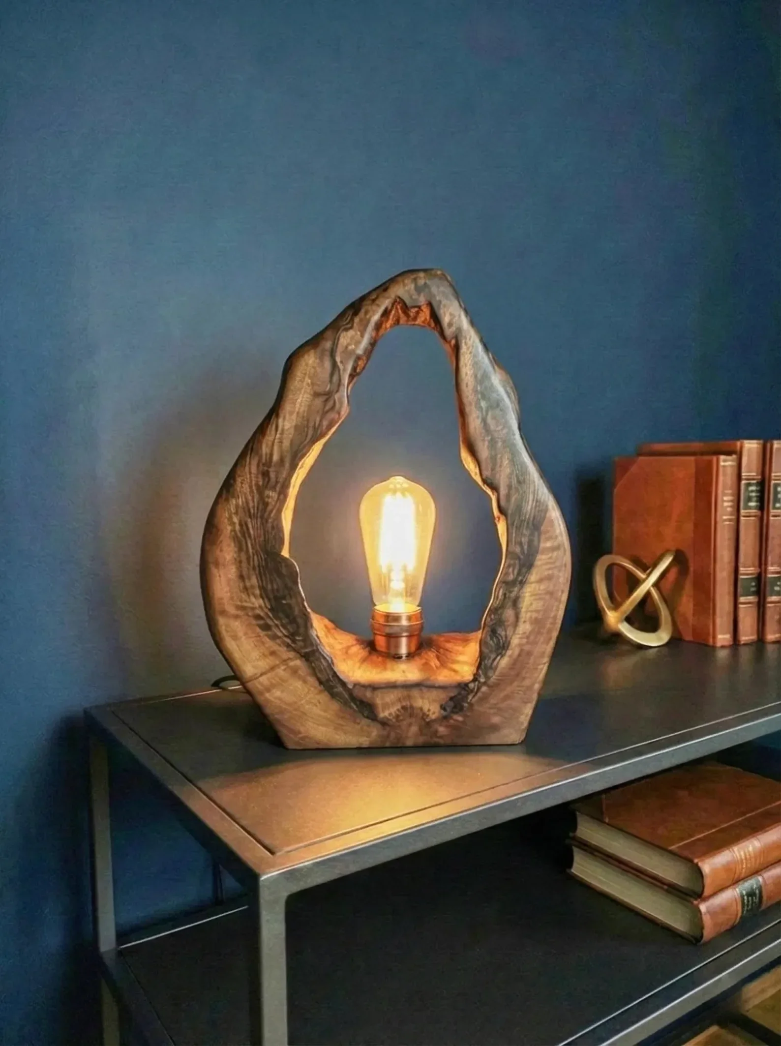 Lampe de table rustique en bois faite main