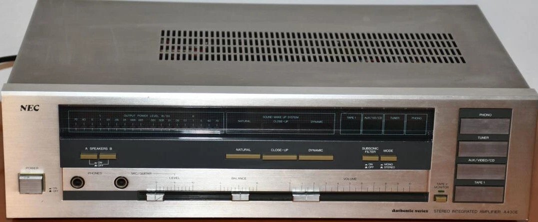 NEC A430E stereoforsterker