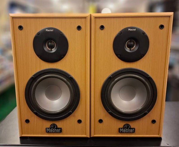 MAGNAT MOTION 144 Hifi høyttalere (brukt)