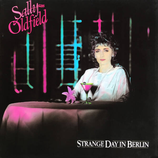 Sally Oldfield – Strange Day In Berlin (LP)