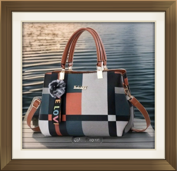 Simple large capacity bag