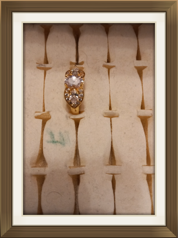 Size 8 Fashion ring for women,Gold plated