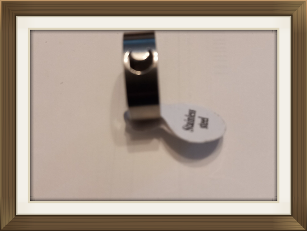 Stainless steel for unisex