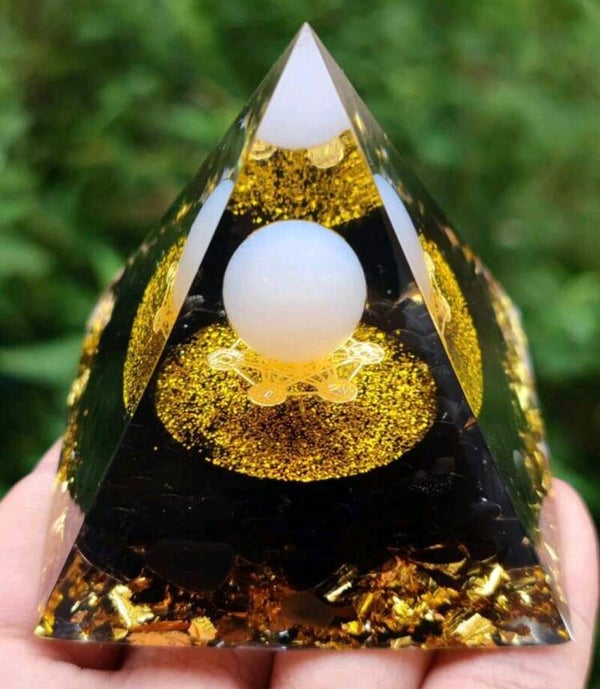 PYRAMIDE ORGONITE OBSIDIENNE
