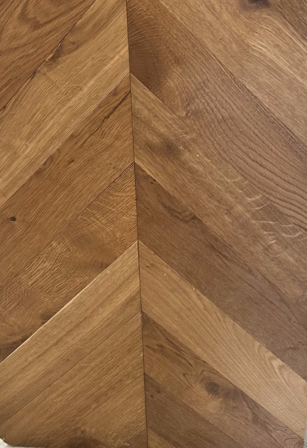 Chevron - Engineered wood flooring - Dark Smoked - £32.99m2 HALF PRICE SALE