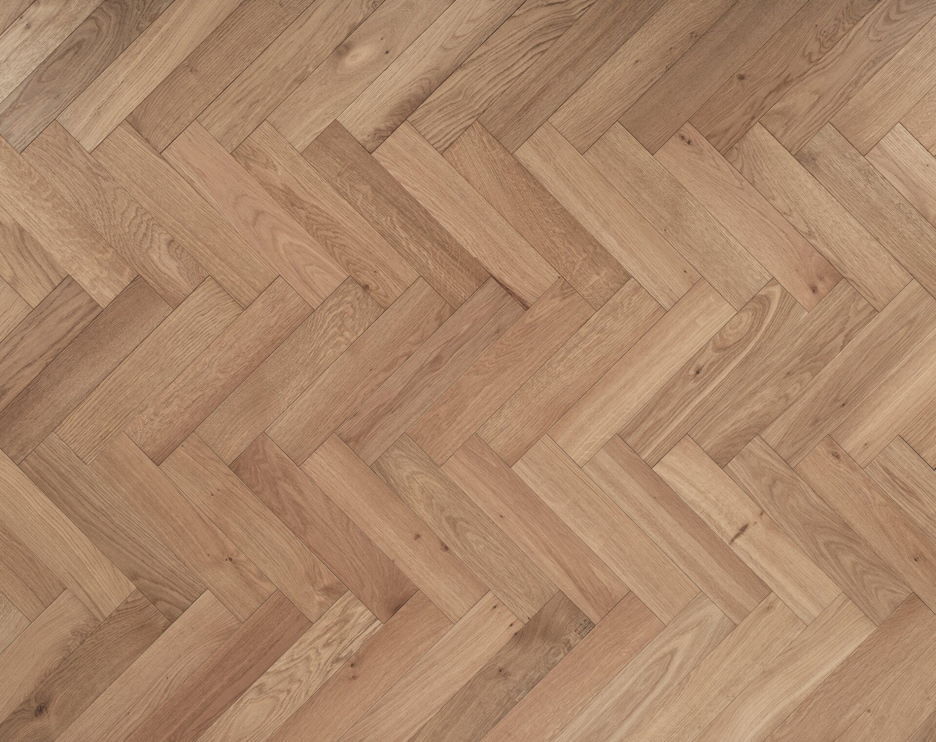 Deco Herringbone - White Smoked Oak Herringbone ZB203 - £52.00m2 - Pack Price £74.88