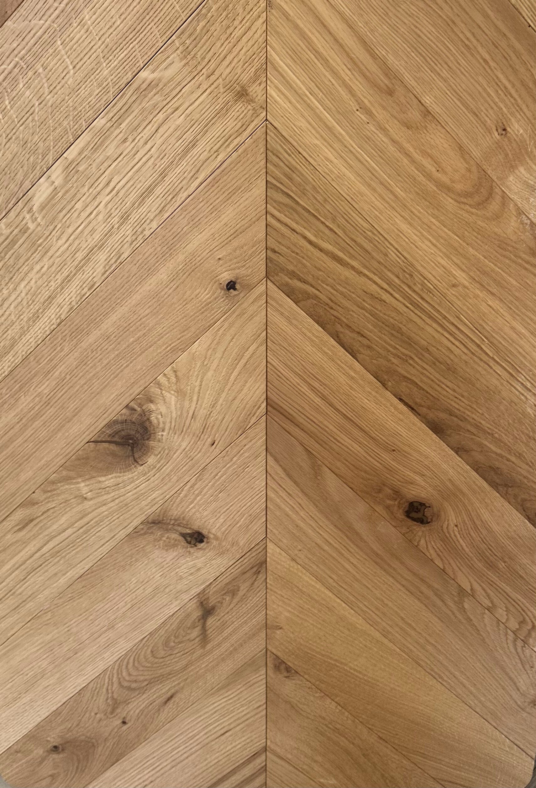 Chevron - Engineered wood flooring - Natural - £32.99m2 HALF PRICE SALE