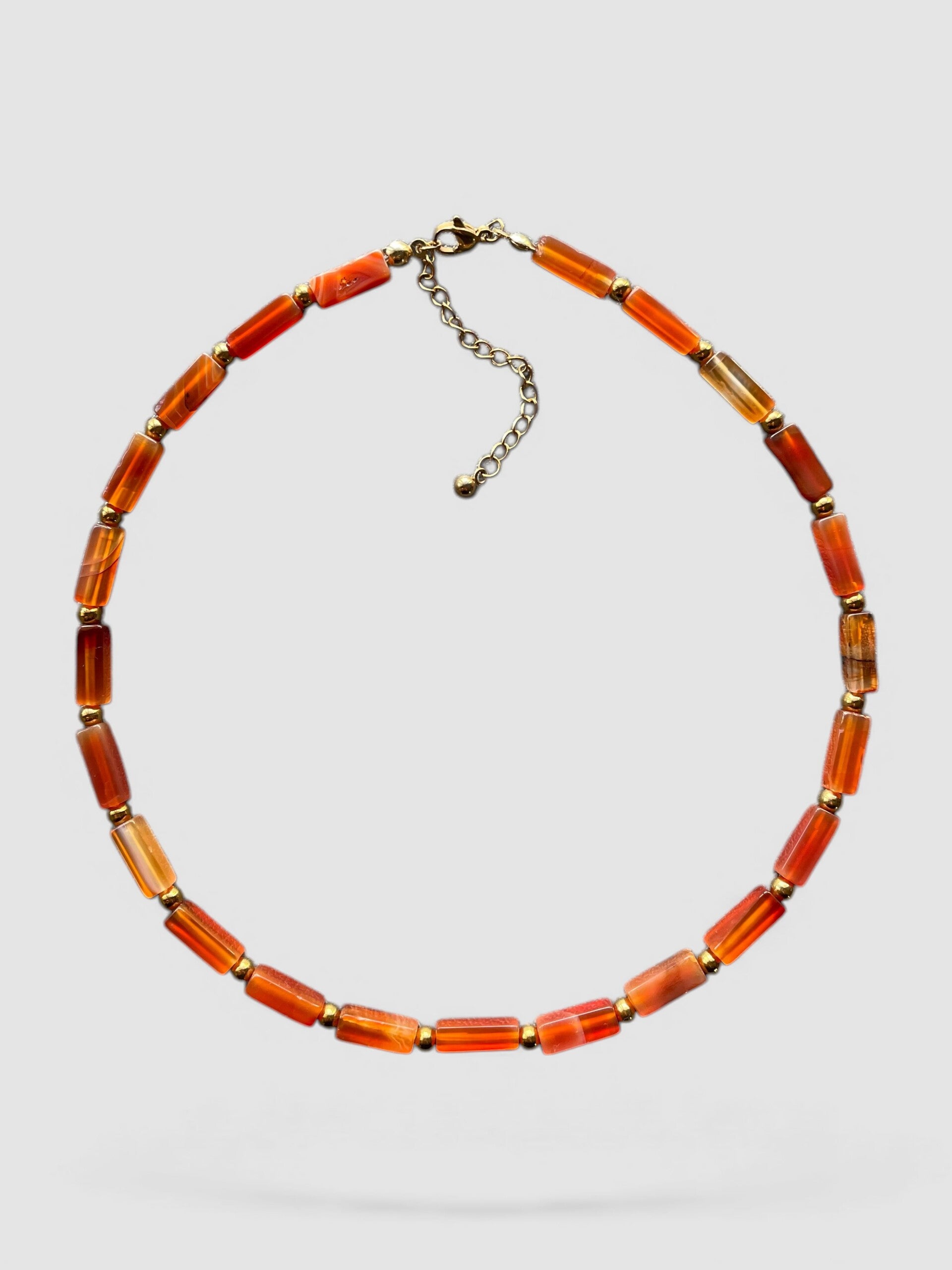 Le Collier Adélaïde en Agate orange