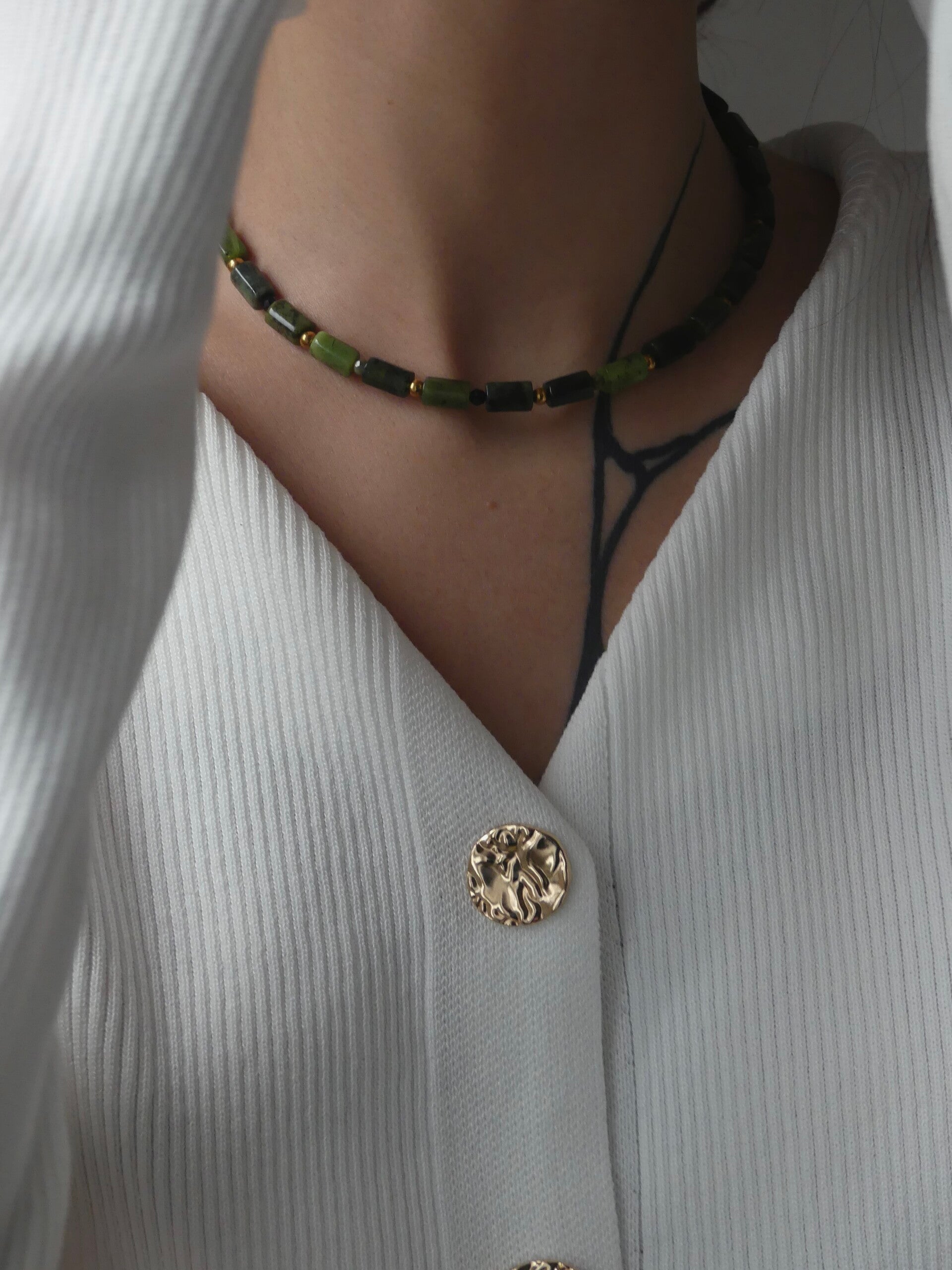 Le Collier Théodora - Jade du Canada