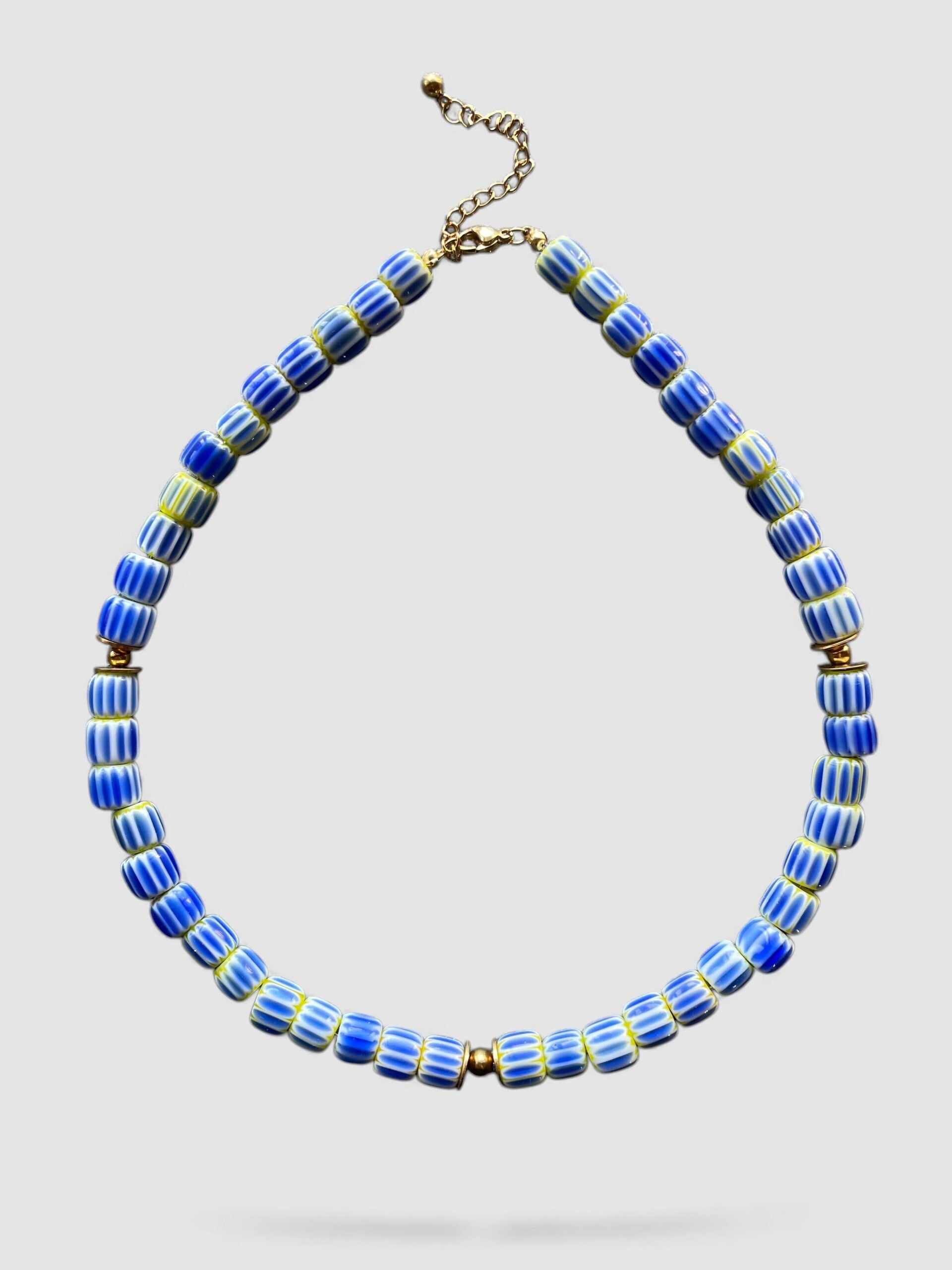 Le Collier Awa - bleu, jaune & doré