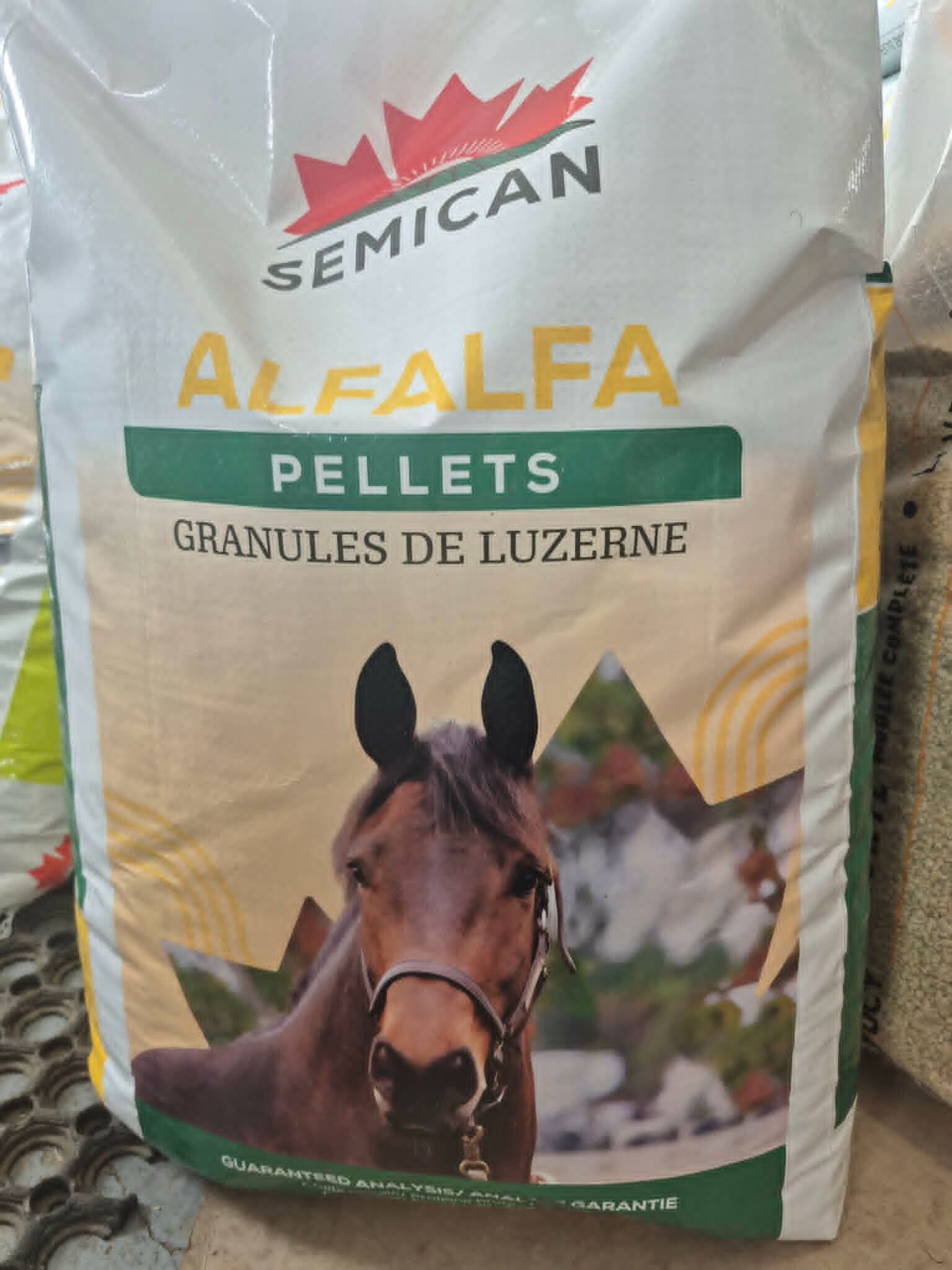Luzerne en granules/Alfalfa pellets cheval 15% 22.68kg