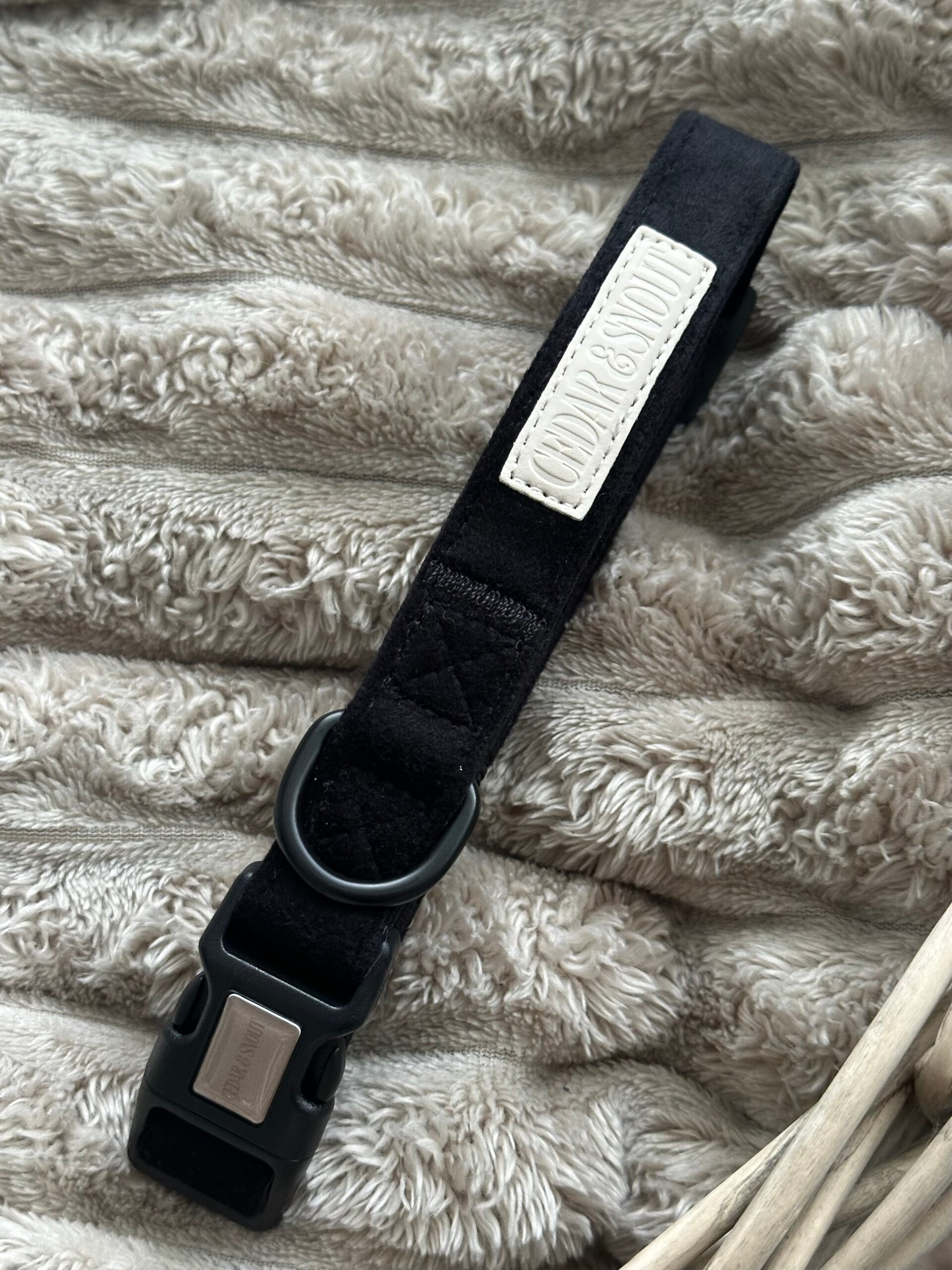 The Cabin Dog Collar - Onyx