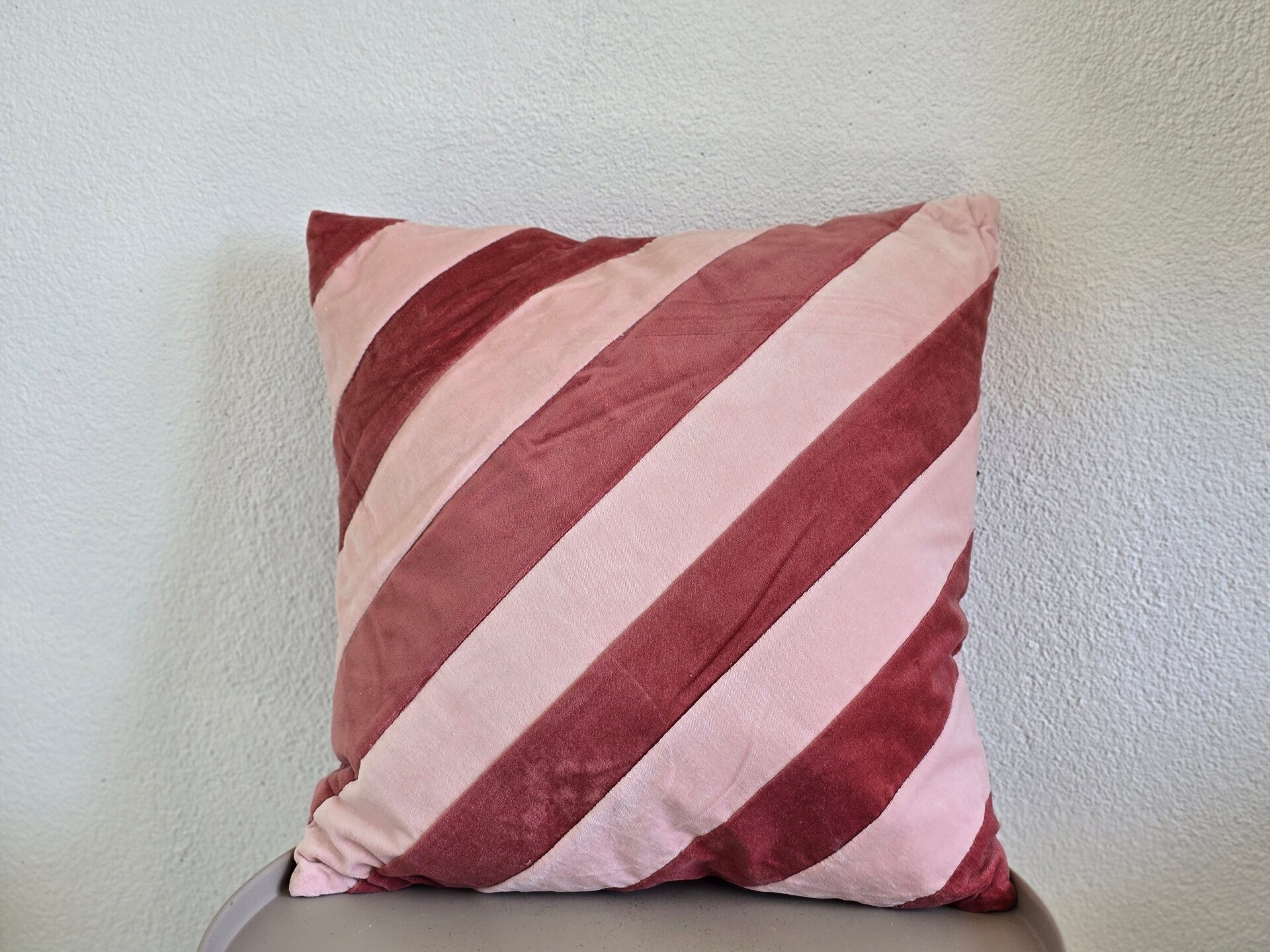 kussen Zoya rood/oudroze