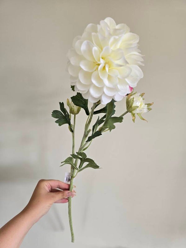 Silk dahlia White