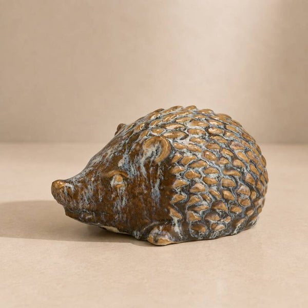 Egel grijsbruin