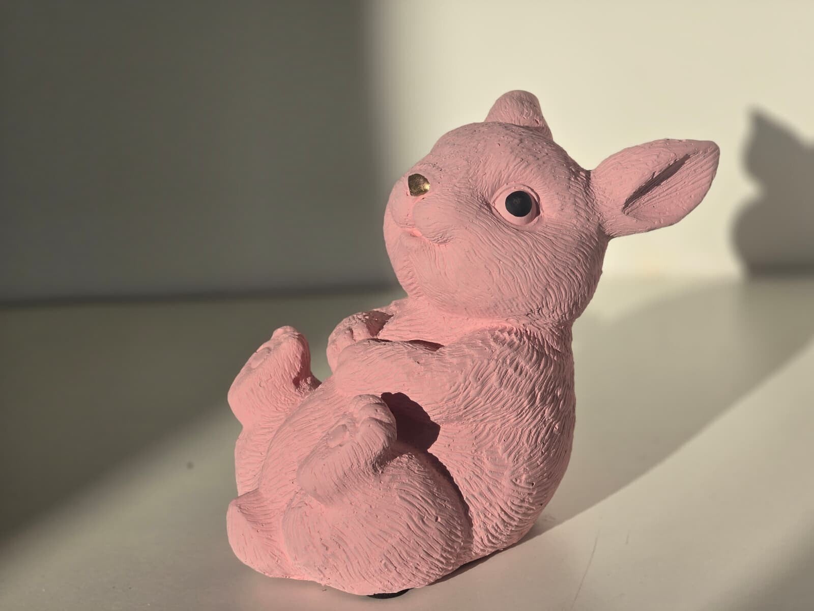 Konijntje liggend roze